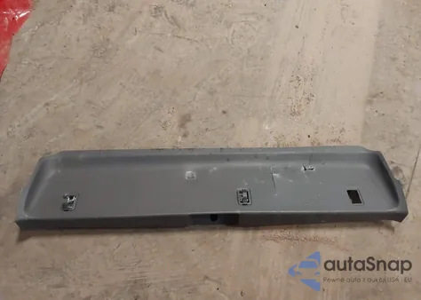 2018 Toyota Sienna Le 8 Passenger z USA, uszkodzony, nr VIN 5TDKZ3DC7JS920971